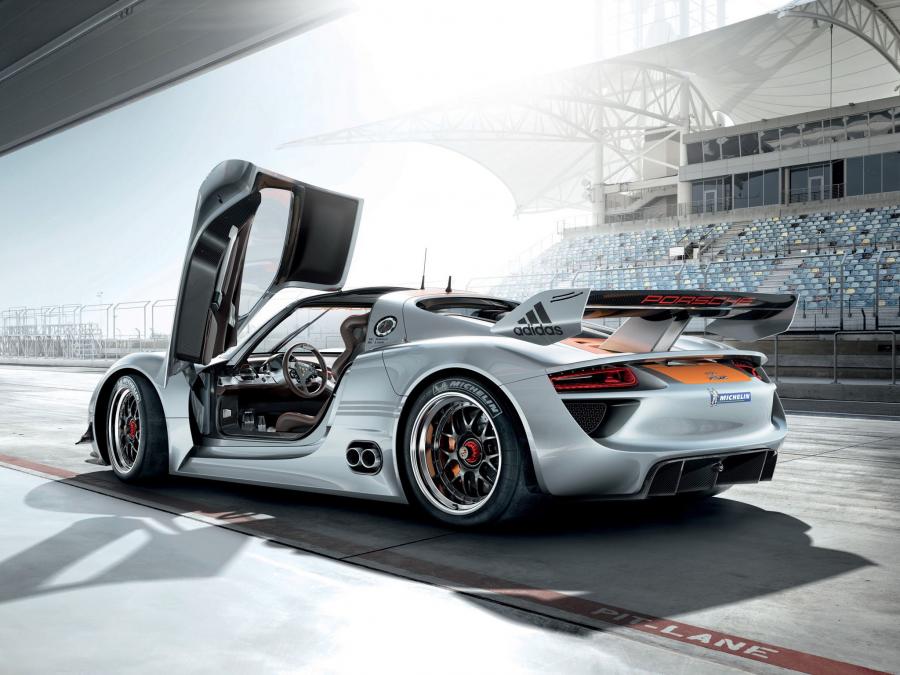  Porsche 918 RSR Concept 2011 года  (фото 29 из 59)